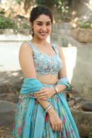 Yukti Thareja Pictures